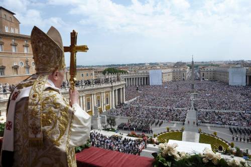 Pedofilia, appello del Papa 
"Proseguire nella lotta"