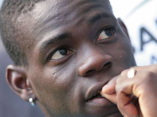 Balotelli da record:  
prende 3 multe al giorno  
Auto rimossa 27 volte