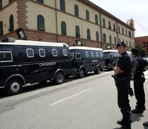 I democratici che giustificano la violenza rossa