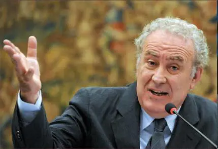 Vi racconto chi sono  
i sultani rossi della tv