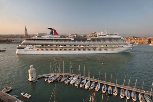 Fincantieri consegna Carnival Magic