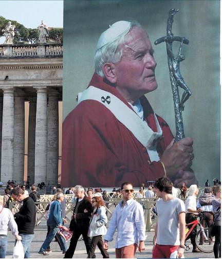 Roma, un milione di pellegrini  
pronti a urlare "San Wojtyla"