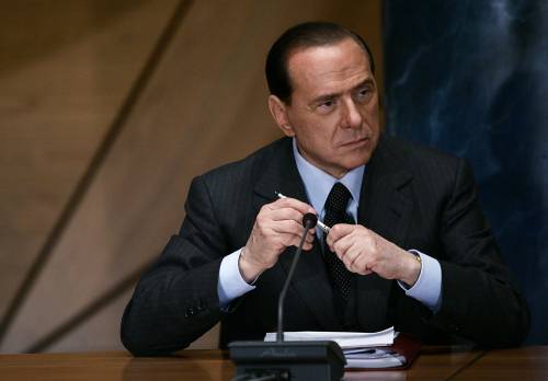 Terrorismo, Berlusconi: 
"Paura per la famiglia 
Ho 5 figli e tanti nipoti"