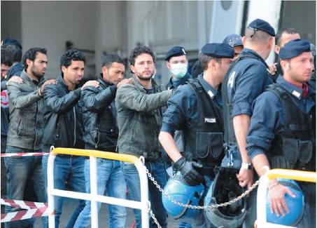 Nodo immigrazione,  
la Danimarca sospende 
il trattato di Schengen