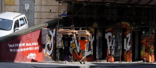 Centri sociali e no global «padroni» di un’intera strada