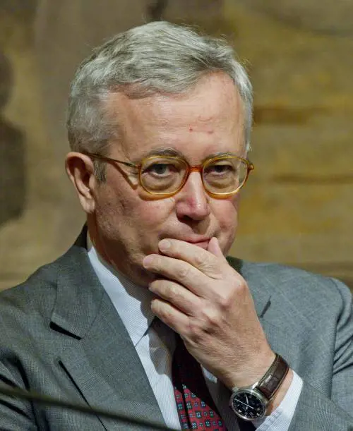 Tremonti e i dati Istat sulla povertà: "Numeri discutibili"