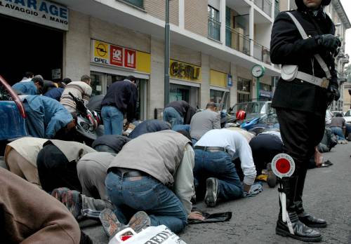 No al corteo in Duomo 
I musulmani rivelano: 
"E' un favore a Pisapia"