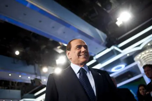 Il Mattino contro il Cav 
con le 31 righe "aggiunte": 
leggi tutte le carte del caso