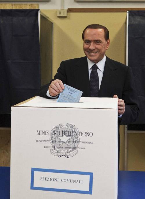 Comunque vada a finire 
Berlusconi è pronto  
a rilanciare il partito