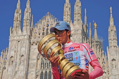Intervista a Contador, re del Giro d'Italia 
"Sono l'Invincibile, ma ho rischiato di morire"