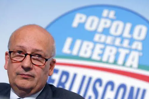 Bondi lascia, il Pdl si interroga: "Facciamo le primarie anche noi"