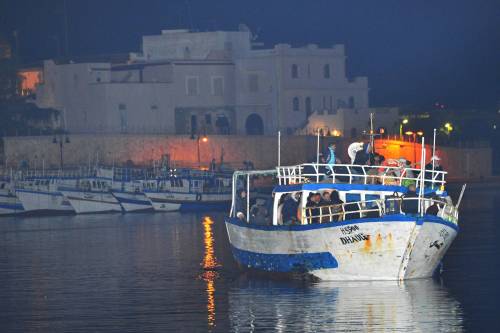 Malta continua a non soccorrere gli immigrati 
Quasi mille libici sono sbarcati nel Ragusano