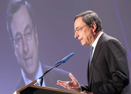 E Draghi lascia la Banca d'Italia senza il botto 
Nel discorso d'addio il solito appello alla crescita