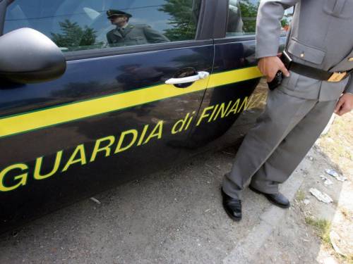 Milano, giro di fatture false per 3 milardi di euro 
Ventisei indagati, sequestrate due ville storiche