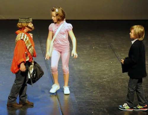 «Tegras» si chiude con il pubblico che intona Mameli