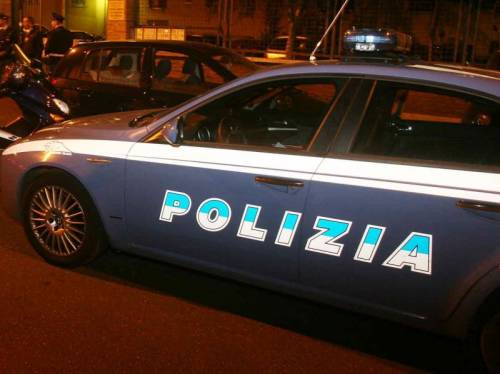 Sparatoria in una pescheria nel Napoletano 
Ferito un commerciante, arrestato uno dei killer