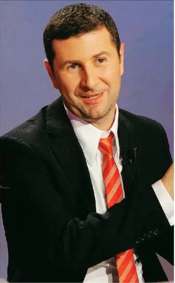 Il furbetto Fazio adesso 
vuole il doppio stipendio