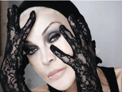 «La vera trasgressione? Essere normali Altro che Lady Gaga»