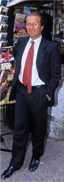 Viviamo da spiati, 
basta con la barbarie 
degli spioni da Ddr