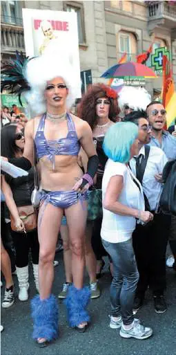 La Milano di Pisapia apre alle coppie gay