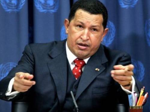 Venezuela, Chavez torna in tv e ammette: 
"Ho un tumore, ma resto alla guida del Paese"