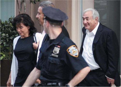 Strauss-Kahn si rifiutò di pagare la cameriera 
E lei infuriata decise di incastrarlo per stupro