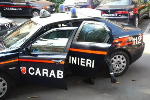 Dalla parte dei carabinieri beccati a fumare