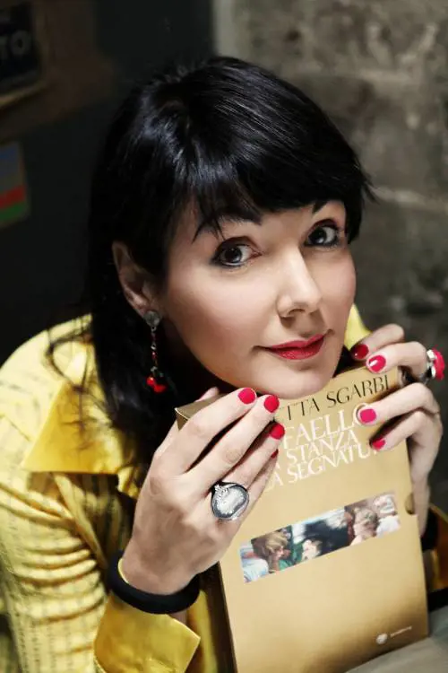 Ora Lady Milanesiana 
risponde agli attacchi 
contro la sua creatura