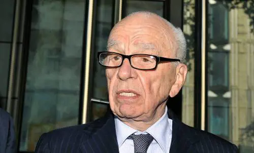 Adesso Murdoch si fa salvare dal suo "italiano" 
Ecco Tom, il manager che ha capito il Belpaese