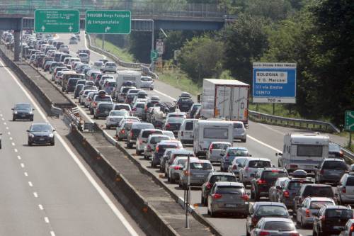 Al via l'esodo estivo: dieci milioni in viaggio
 
Sono Milano e Roma le città più "spopolate"