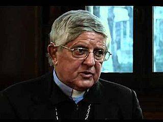 È morto Cesare Mazzolari 
Il vescovo che in Africa 
aiutava i bimbi-soldato