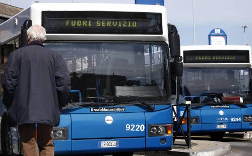 Trasporti, un venerdì nero 
In sciopero il personale 
di bus, treni, metro e tram