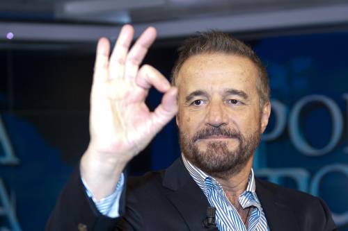 Il "dietrofront" di De Sica 
"Tornare con Boldi?  
Sì, ma non a Natale"