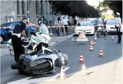 Litiga col motociclista e lo uccide: «Ero al semaforo, mi ha sputato...»