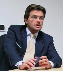 Caos tangenti a Parma, anche il sindaco Vignali finisce tra gli indagati