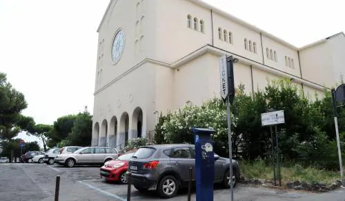 Mentre i genovesi sono in ferie il Comune stravolge il traffico