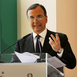 Frattini: "Stop immediato alle violenze sui civili"