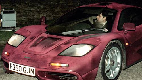 Mr. Bean da brivido 
Il comico rischia la vita 
in un incidente stradale