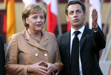 Francia e Germania all'Italia: 
"Bene l'anticipo della manovra"
