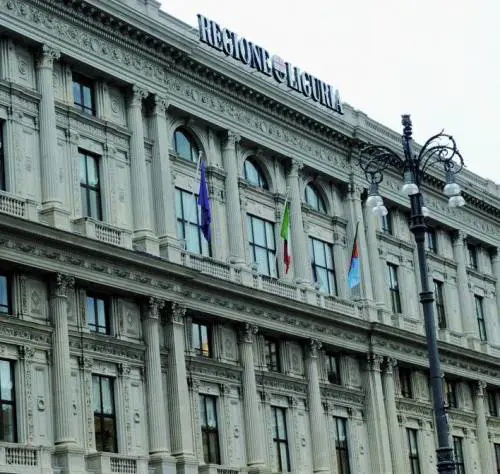 «Uno scandalo i consiglieri regionali nei Municipi»