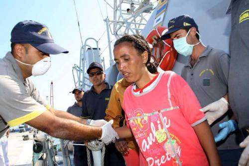 Giuliano Amato e il paradosso della previdenza: 
gli italiani sono a dieta per i vitalizi agli stranieri