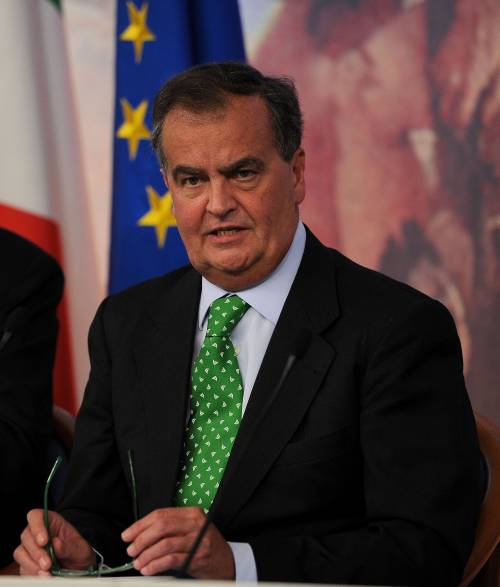 Calderoli apre a Bersani: 
"La contro manovra? 
Se c'è del buono..."