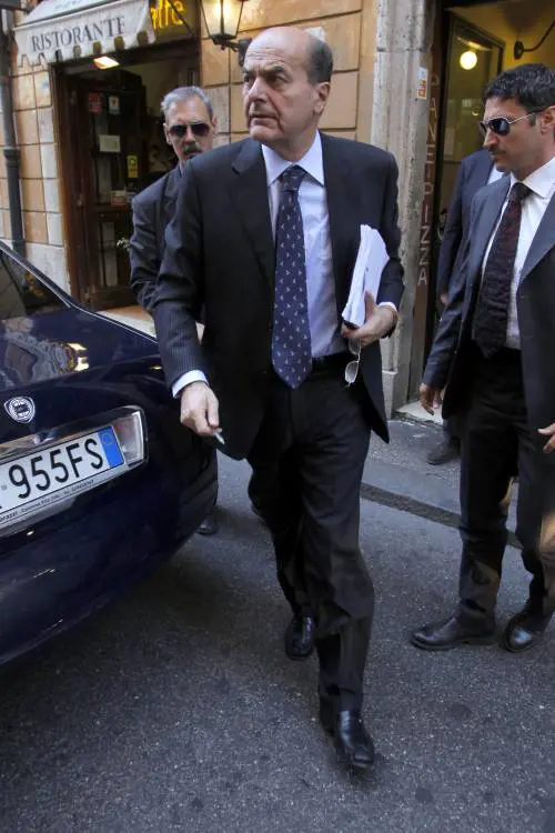 Manovra, Bersani: ecco le nostre condizioni 
Ma Bossi: non ho capito cosa vuole 