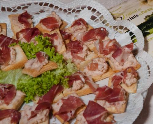 Arriva il prosciutto senza carne di maiale