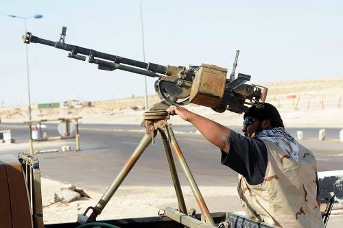 Libia, ribelli all'assalto di Tripoli 
Saranno gli ultimi giorni del raìs?
