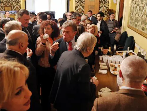 Quei Pastorini che pascolano i voti rossi