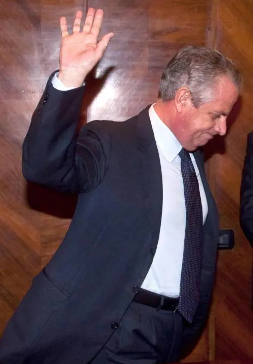 Scajola ora è indagato per la casa al Colosseo