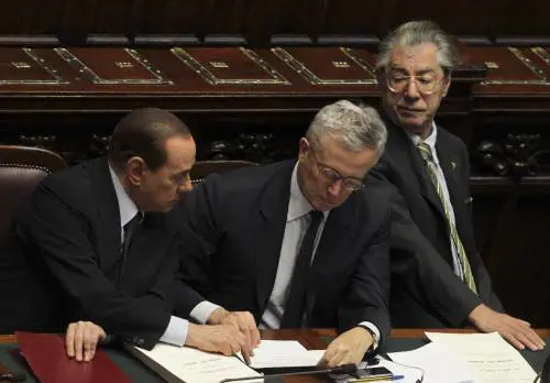 In carcere chi evade  
oltre 3 milioni di euro  
Tutti i redditi sul web