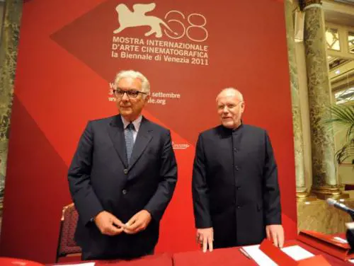 Venezia, Alexander Sakurov presenta Faust 
Un film sul potere, in bilico tra Mann e Goethe