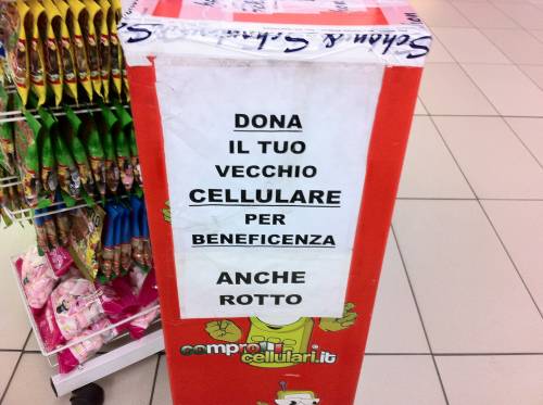 Il tuo vecchio cellulare? Aiuta i cani salvataggio